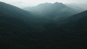 EXPLORAND NECUNOSCUTUL CU WANG YIBO (2024) S01E01
